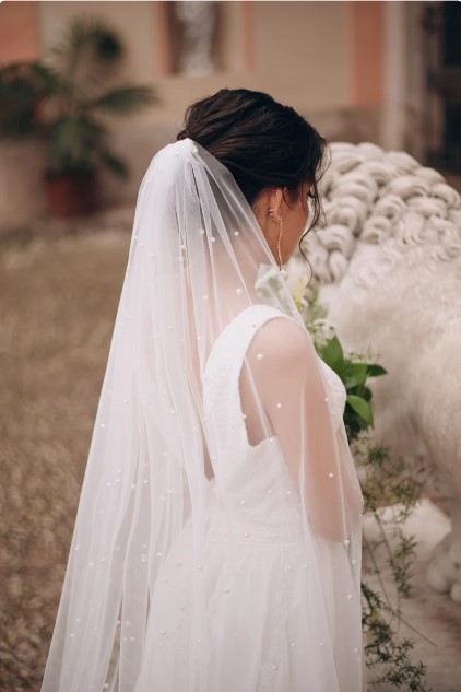 Wedding dress undergarments: Our top picks! 
